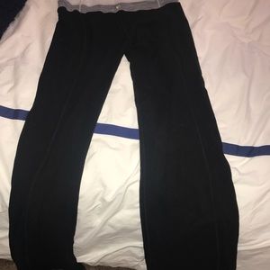 Lulu workout pants